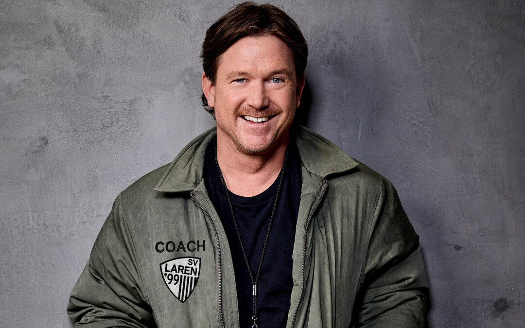 Johnny de Mol legt taboes bloot tijdens comeback in theater!